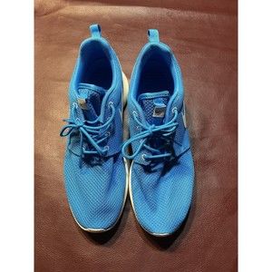 Nike Roshe Run Blue Hero shoes Men’s  size  8 - good condition